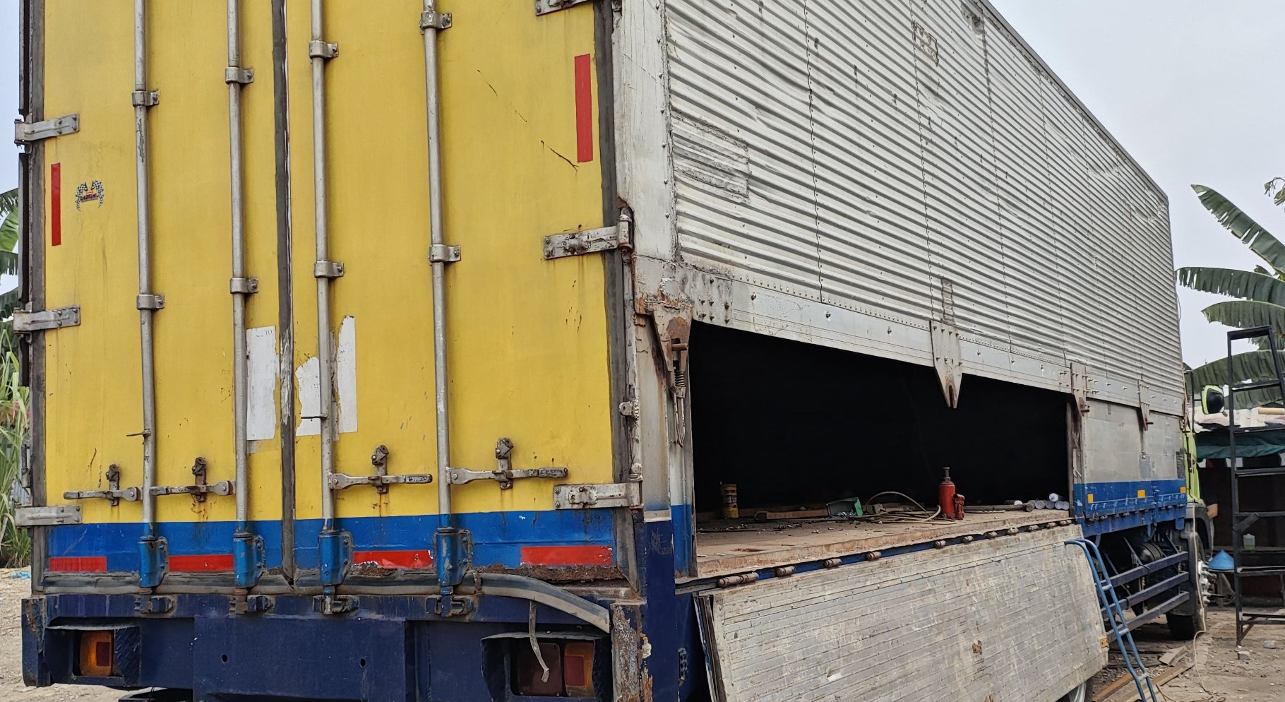 Layanan Sewa Truk PT Griya Indah Transportasi